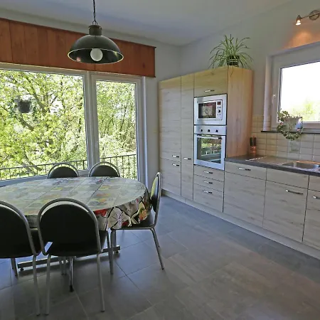 A Perfectly Situated In Between The Town Centre And The Forest * Spa