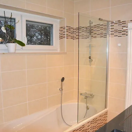 A Perfectly Situated In Between The Town Centre And The Forest *