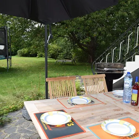 A Perfectly Situated In Between The Town Centre And The Forest